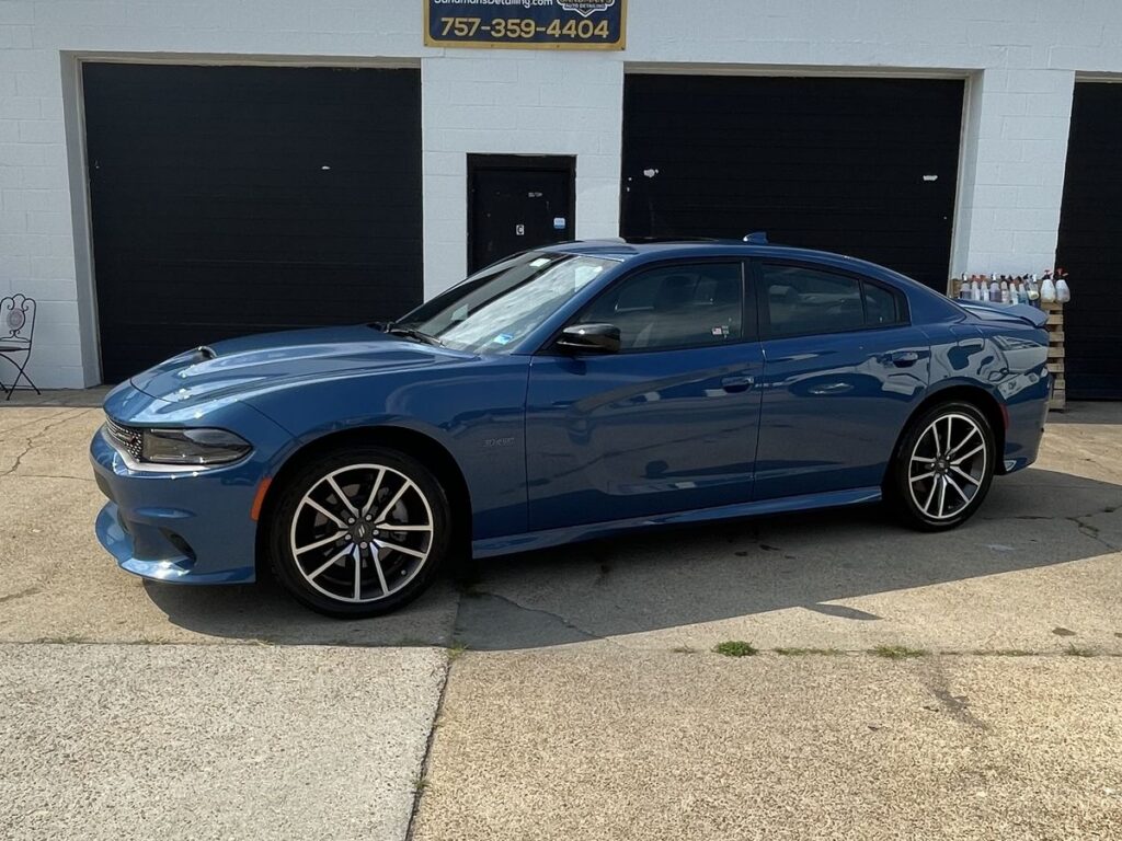 showcase-v2-charger